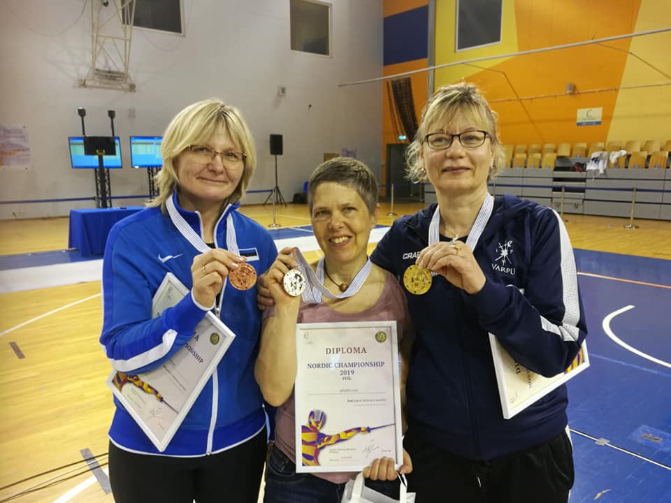 Veteran foil women podium in Riga 2019